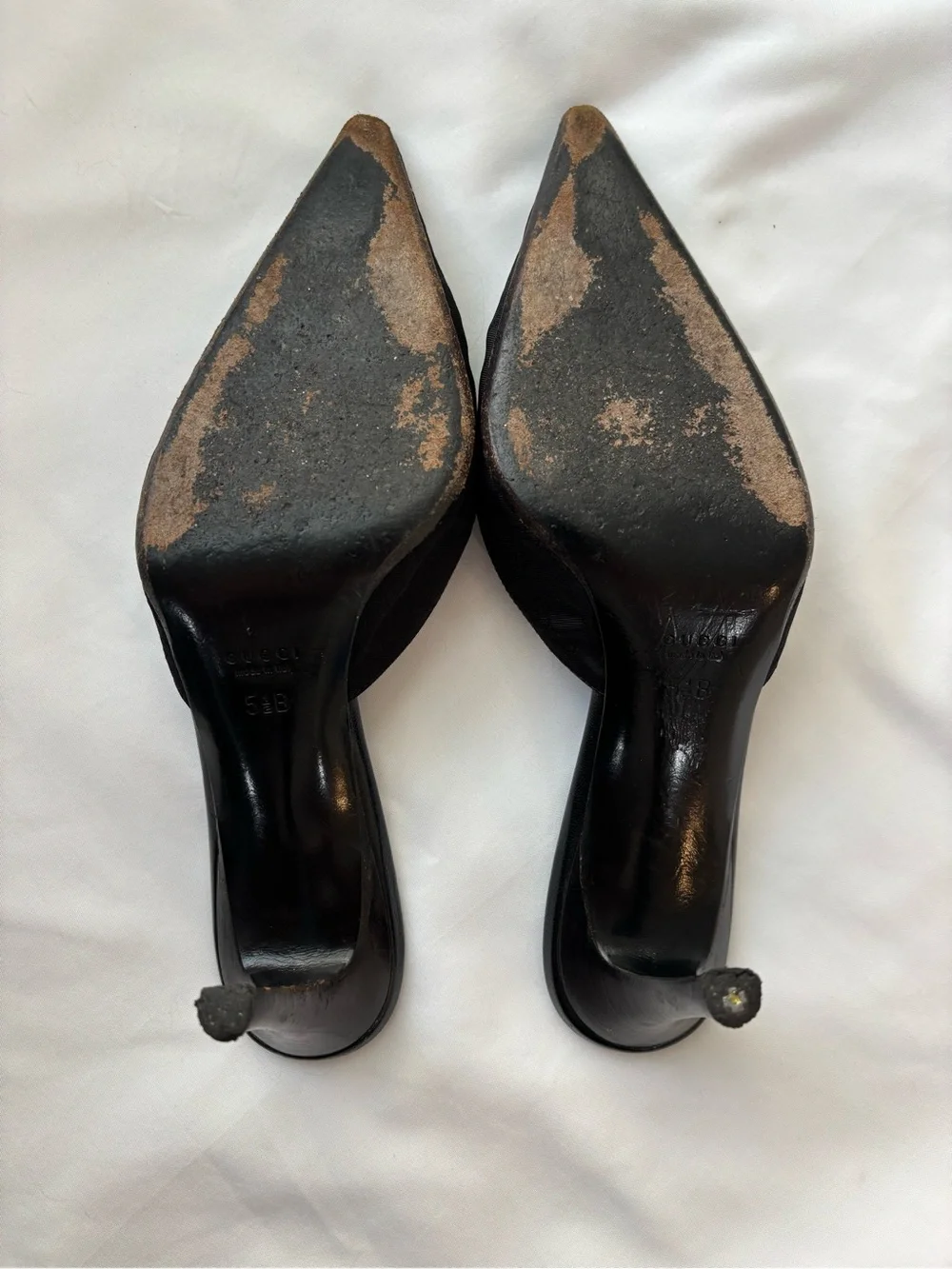 Gucci Black Pointed Toe Slip-On Mules - Picture 4 of 4